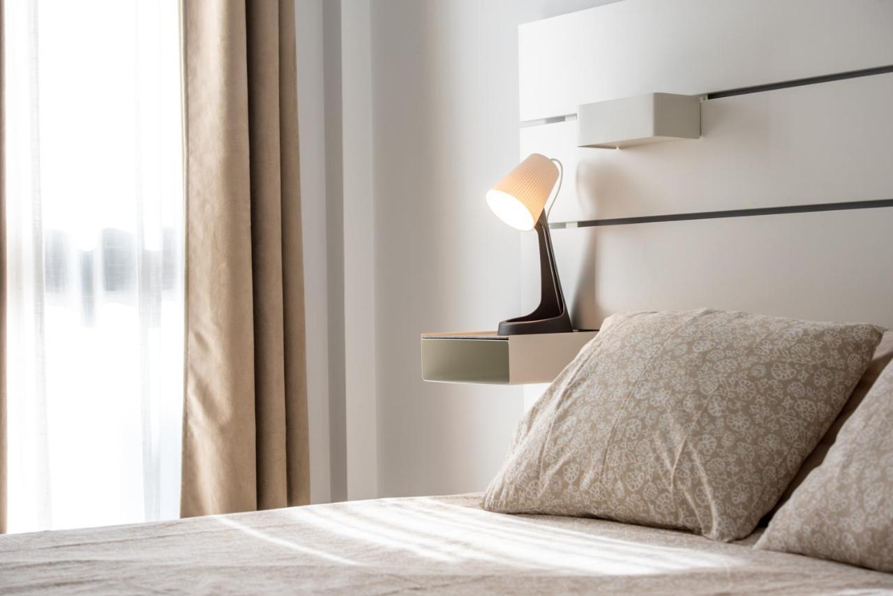 Ljus Apartment Arona  Bagian luar foto